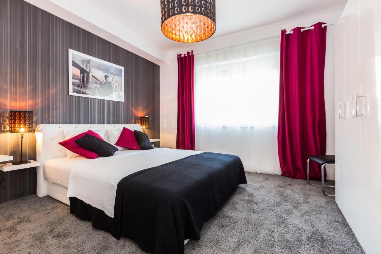 Apartments Elizabeth Biograd Na Moru Exterior photo